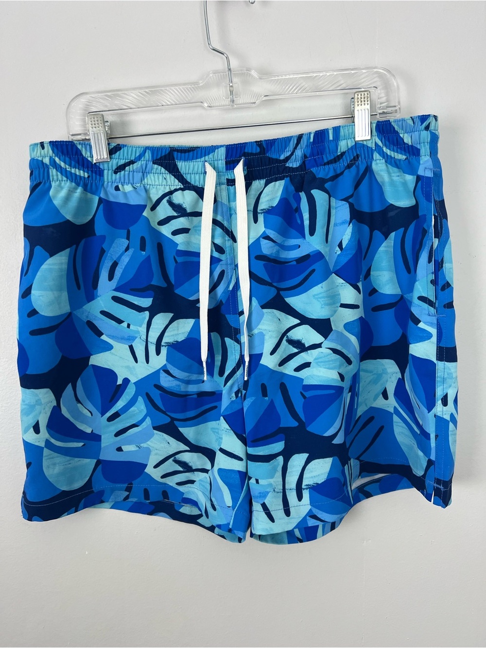 Chubbies Men's Blue Tropical Swim Shorts